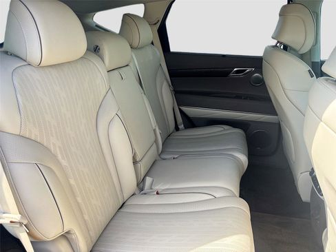 Used 2022 Genesis GV80 2.5T w/ Prestige Package 05 image 31