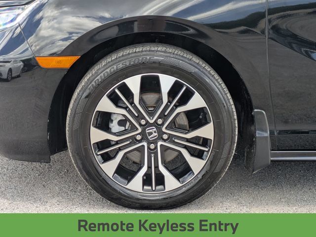 Used 2025 Honda Odyssey Elite image 12