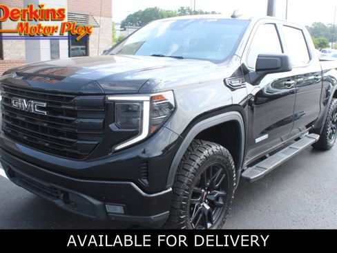 Used 2022 GMC Sierra 1500 Elevation w/ LPO, Elevation Black Package AWD/4WD image 1