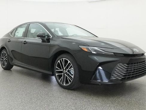 New 2026 Toyota Camry XLE FWD image 29