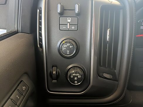 Used 2015 Chevrolet Silverado 1500 LTZ image 25