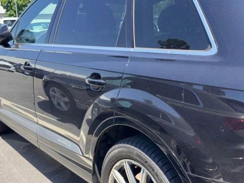 Used 2017 Audi Q7 3.0T Premium Plus AWD/4WD image 9