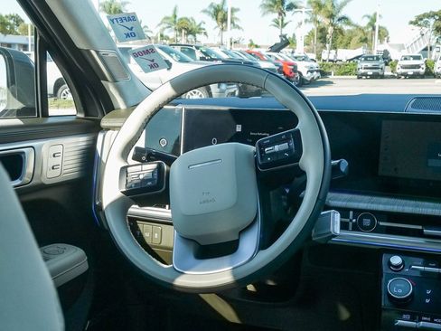 Used 2024 Hyundai Santa Fe Calligraphy image 14