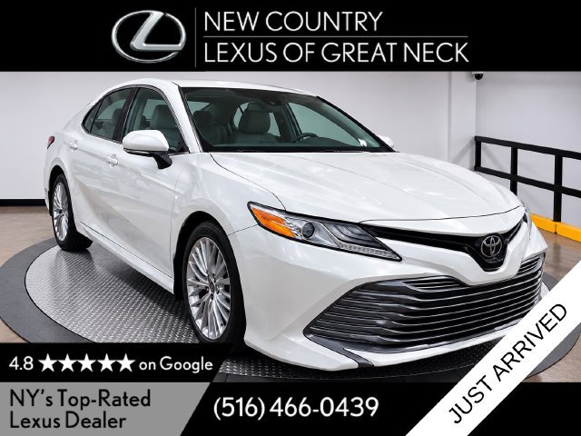 Used 2020 Toyota Camry XLE AWD/4WD image 1
