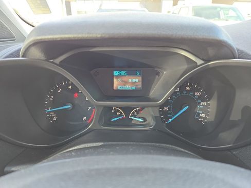 Used 2017 Ford Transit Connect XLT image 4