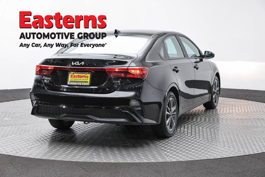 Used 2024 Kia Forte Sedan FWD image 6