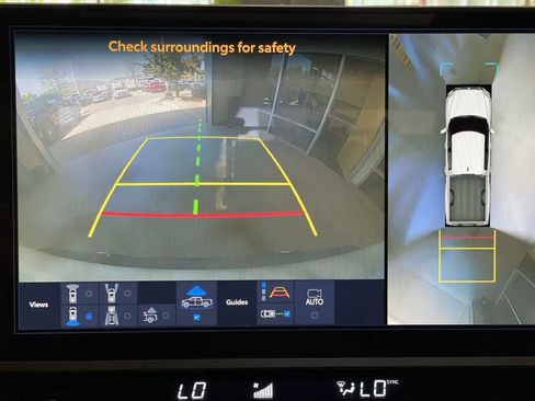 Used 2025 Toyota Tundra Limited AWD/4WD image 20