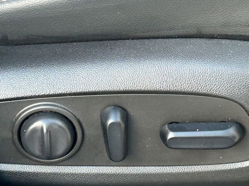 Used 2022 GMC Acadia Denali w/ Denali Ultimate Package image 39