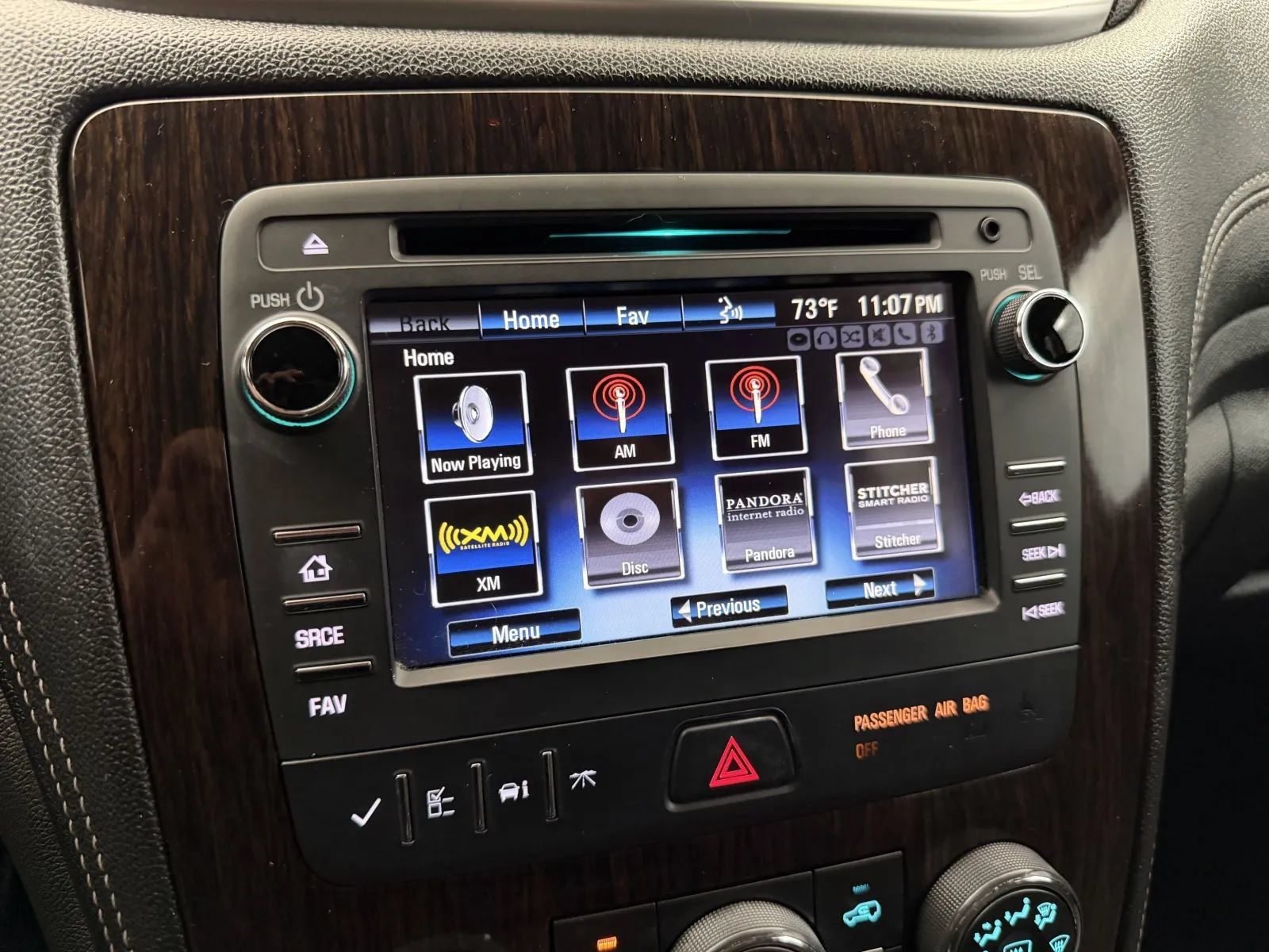 Used 2015 Chevrolet Traverse LT w/ Style and Technology Package FWD image 18