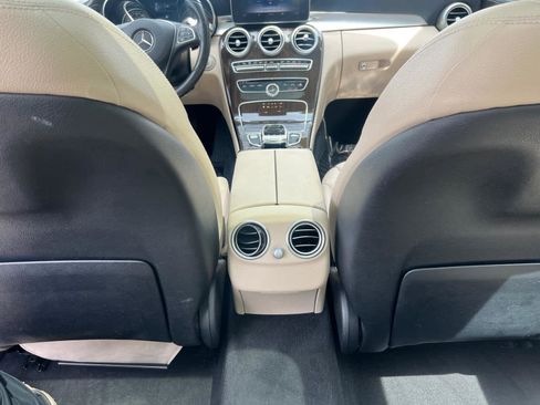 Used 2016 Mercedes-Benz C 300 4MATIC Sedan image 33