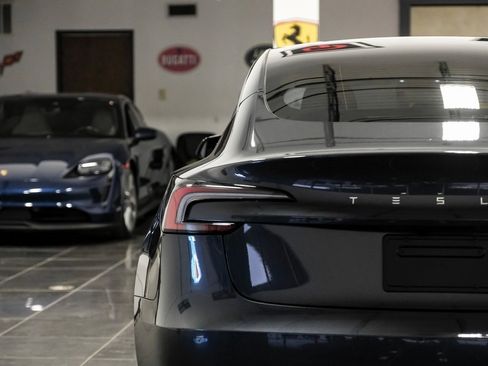 Used 2025 Tesla Model 3 Long Range image 40