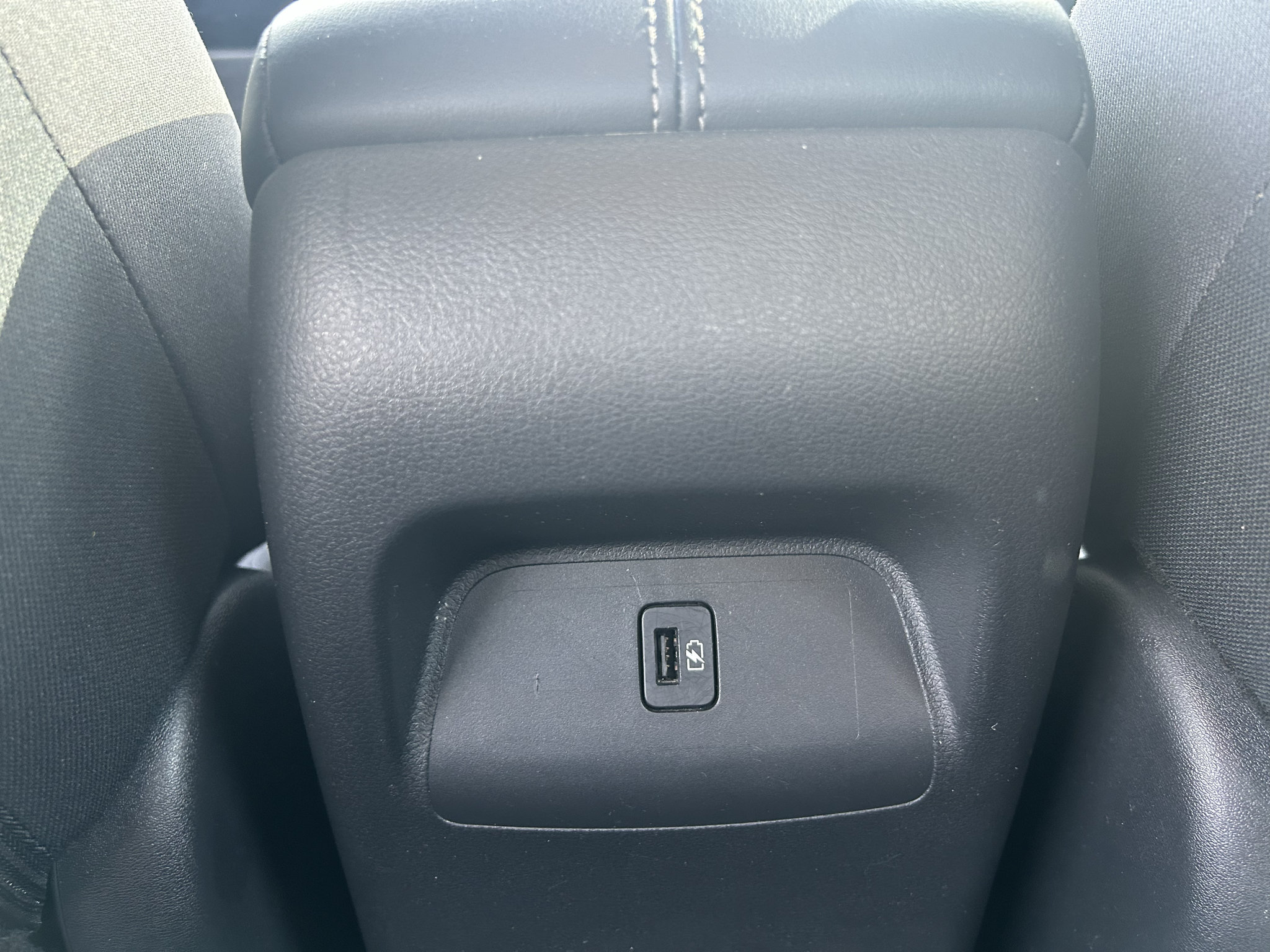 Used 2024 Nissan Sentra SV FWD image 27