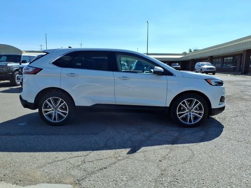 Used 2024 Ford Edge Titanium w/ Equipment Group 301A AWD/4WD image 6