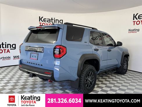 New 2026 Toyota 4Runner SR5 AWD/4WD image 14