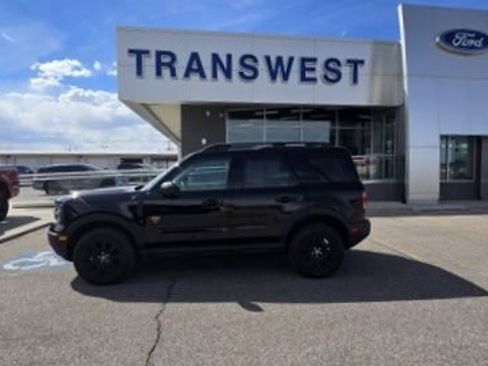 Used 2025 Ford Bronco Sport Badlands AWD/4WD image 2
