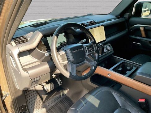 Used 2022 Land Rover Defender 110 X AWD/4WD image 13