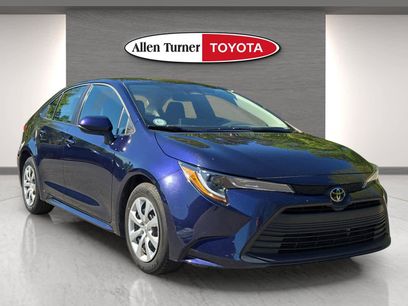Used 2025 Toyota Corolla LE