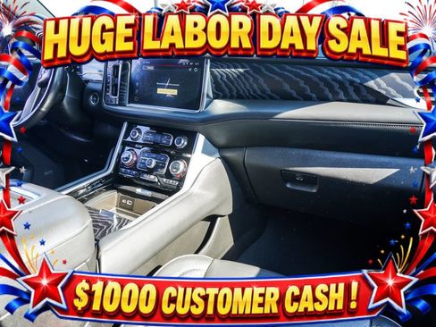 Used 2023 GMC Yukon Denali AWD/4WD image 12