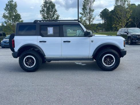 Used 2023 Ford Bronco Big Bend w/ Sasquatch Package AWD/4WD image 8