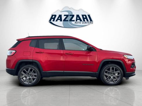 New 2026 Jeep Compass Latitude image 2