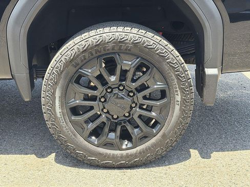 Used 2025 GMC Sierra 2500 Denali Ultimate AWD/4WD image 33