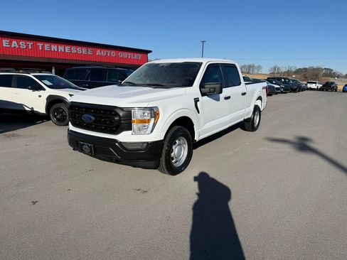 Used 2022 Ford F150 XL w/ Trailer Tow Package image 2