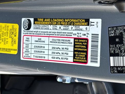 Used 2023 Toyota Highlander LE FWD image 47