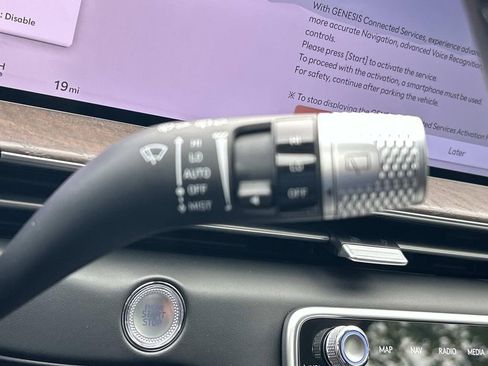 New 2026 Genesis GV80 2.5T Select AWD/4WD image 32