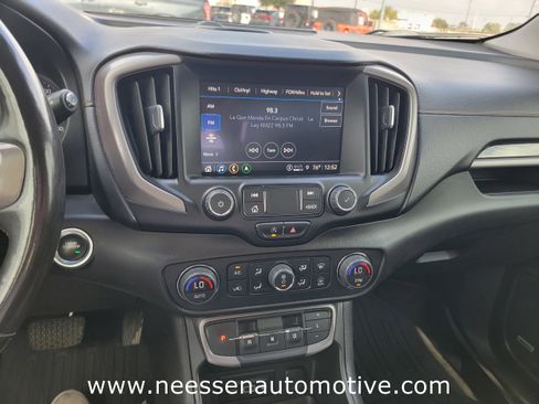 Used 2022 GMC Terrain AT4 w/ Infotainment Package II image 29