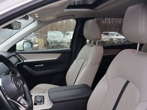 Used 2024 MAZDA CX-90 3.3 Turbo w/ Preferred Plus image 10