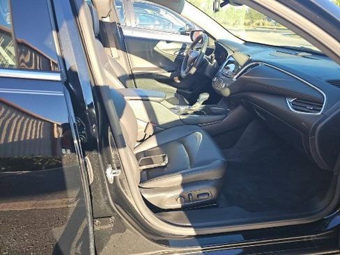 Used 2024 Chevrolet Malibu LT image 6