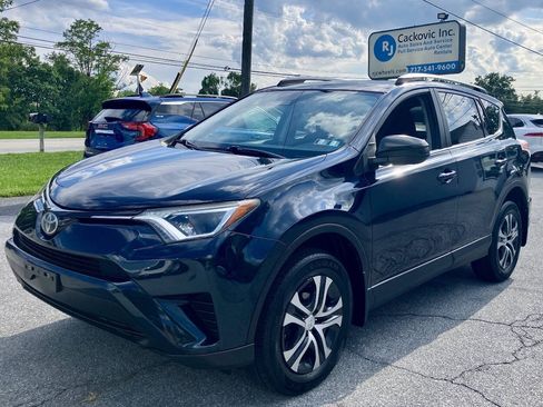 Used 2017 Toyota RAV4 LE w/ Carpet Mat Package AWD/4WD image 2