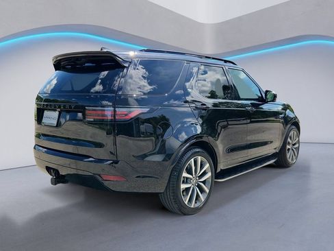 Used 2025 Land Rover Discovery Dynamic SE AWD/4WD image 5