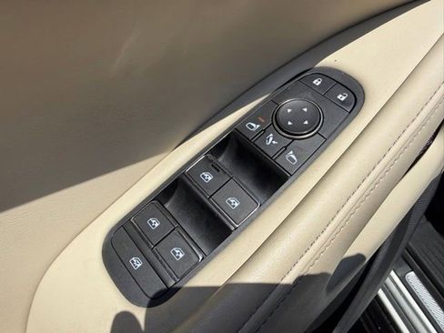 Certified 2024 INFINITI QX60 Luxe AWD/4WD image 11