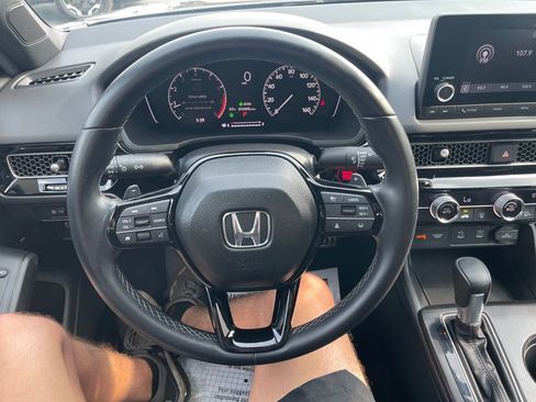Used 2025 Honda Civic Sport image 14