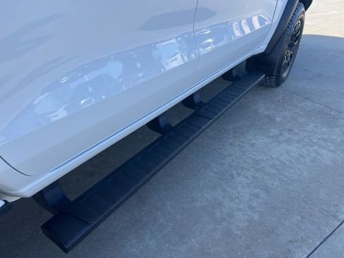 Certified 2023 Chevrolet Colorado Trail Boss image 10