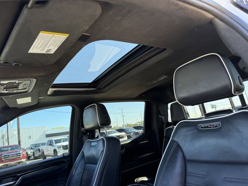 Used 2024 GMC Sierra 1500 AT4X image 26