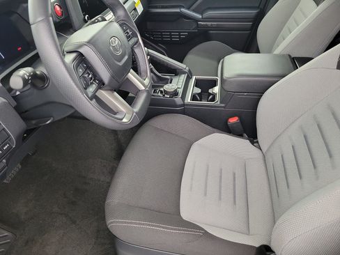 Certified 2025 Toyota 4Runner TRD Off-Road AWD/4WD image 20