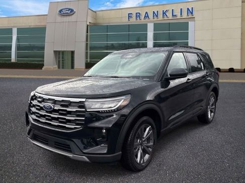New 2026 Ford Explorer Active w/ Active Comfort Package AWD/4WD image 3