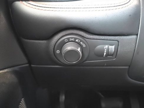 Used 2023 Dodge Durango GT AWD/4WD image 32