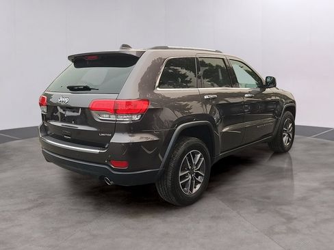 Used 2019 Jeep Grand Cherokee Limited AWD/4WD image 4