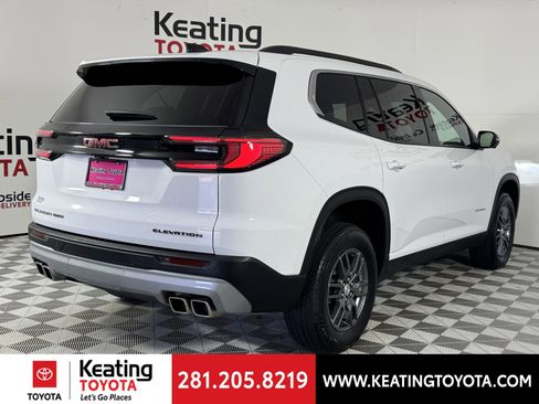 Used 2025 GMC Acadia Elevation image 4