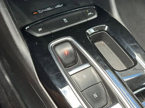 Used 2022 Chevrolet Bolt EUV LT w/ Driver Confidence Package image 31