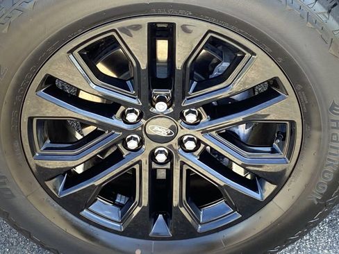 Used 2024 Ford F150 Lariat w/ Equipment Group 502A High AWD/4WD image 34
