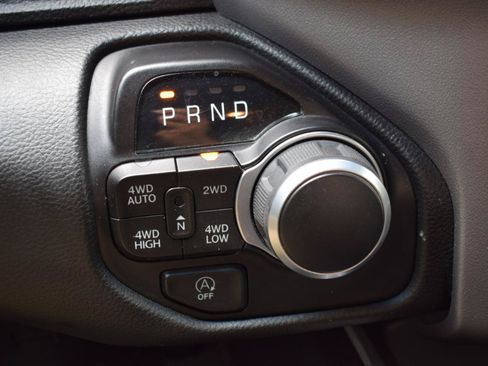 Used 2023 RAM 1500 Big Horn AWD/4WD image 25