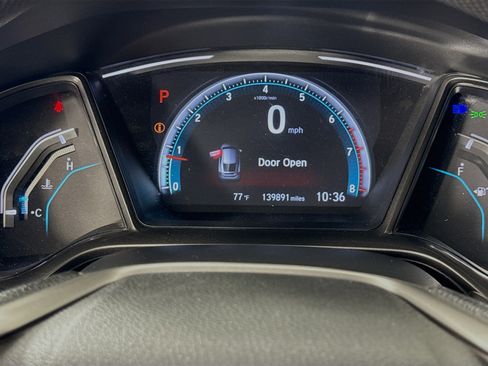 Used 2019 Honda Civic EX image 12
