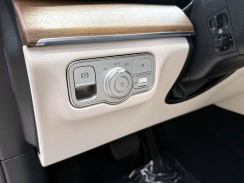 Certified 2026 Mercedes-Benz GLE 350 4MATIC image 21