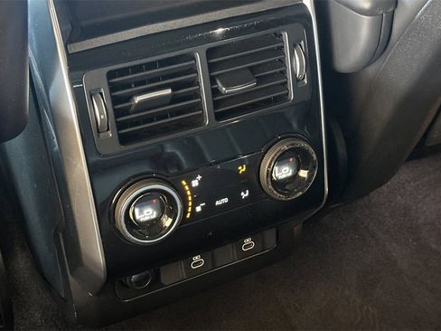 Used 2022 Land Rover Range Rover Sport HSE Silver Edition image 16