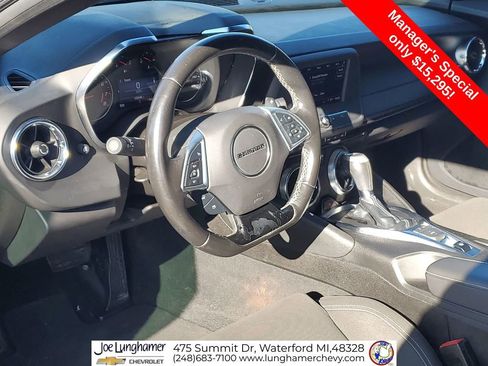 Used 2021 Chevrolet Camaro LT RWD image 12