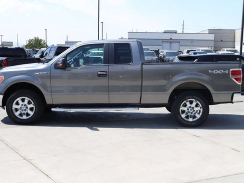 Used 2014 Ford F150 XLT w/ XLT Chrome Package AWD/4WD image 3
